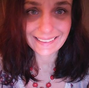 Meet your Posher, Monica